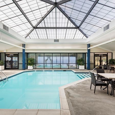 Crowne Plaza Providence-Warwick Hotell Exteriör bild